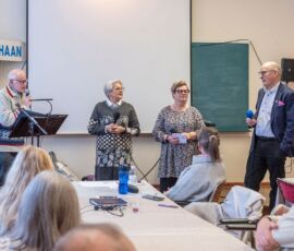 Hankkeessa 20 vuotta sitten viran puolesta mukana olleet Pirkko Saarela, Anne Anttila ja Tapani Melaluoto paneelikeskustelussa.