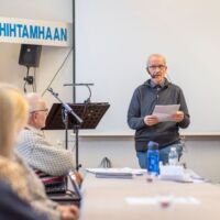 Pentti Aho kertoo reitistön hoidosta ja siihen käytettävästä työtuntimäärästä ja budjetista.